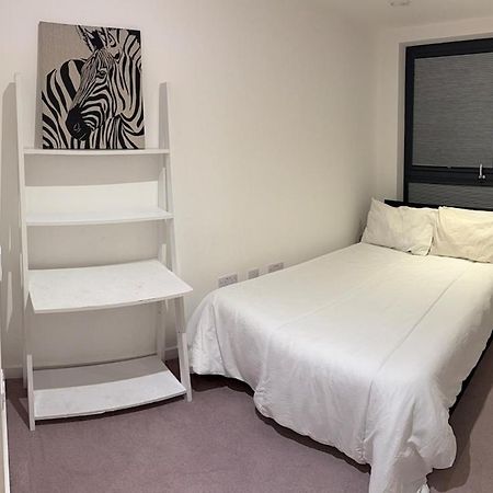 New 2 Bed Apartment Greenwich London Eksteriør billede