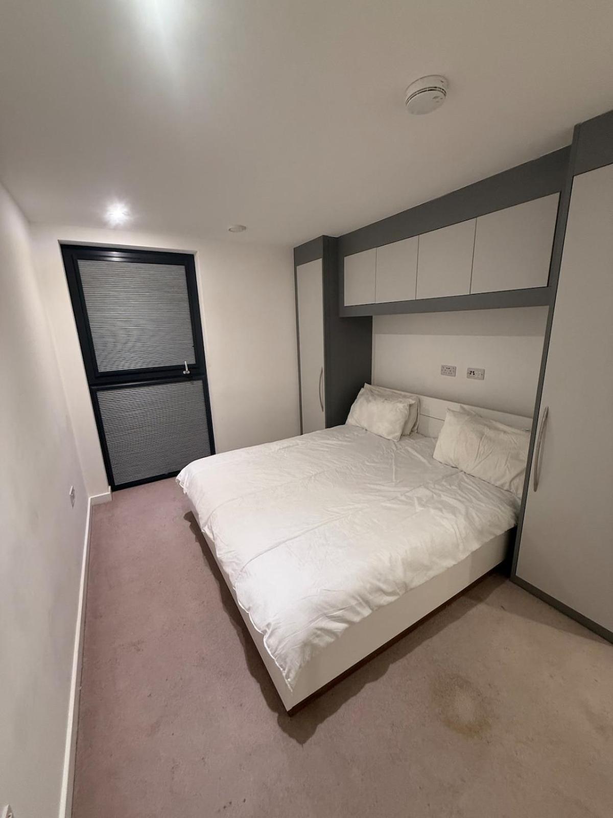New 2 Bed Apartment Greenwich London Eksteriør billede